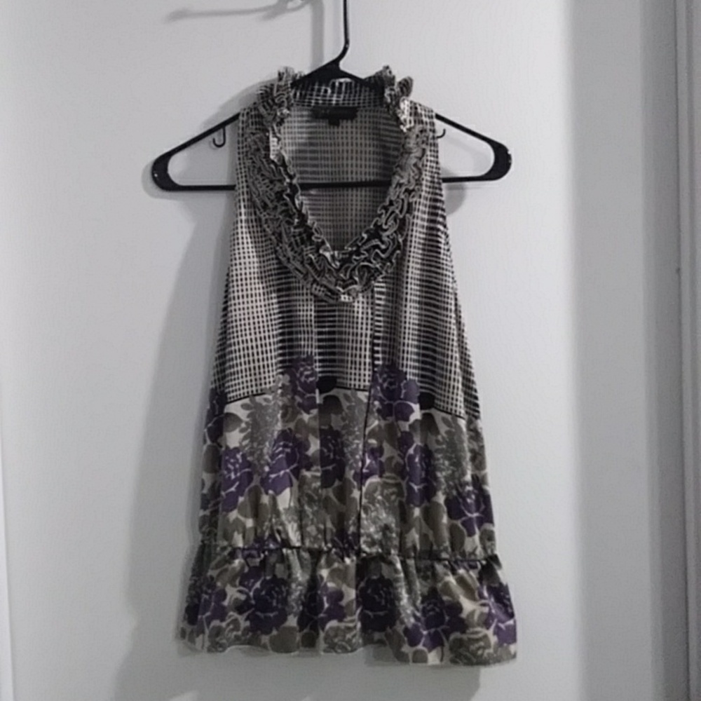 The Limited Gingham Floral Sleeveless High Ruffle V-Neck Blouse Size XS *EUC*